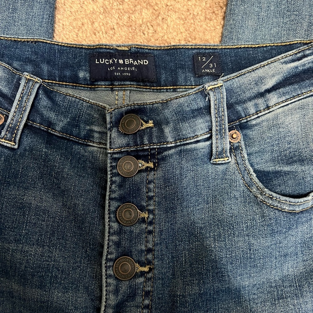 Lucky brand jeans
